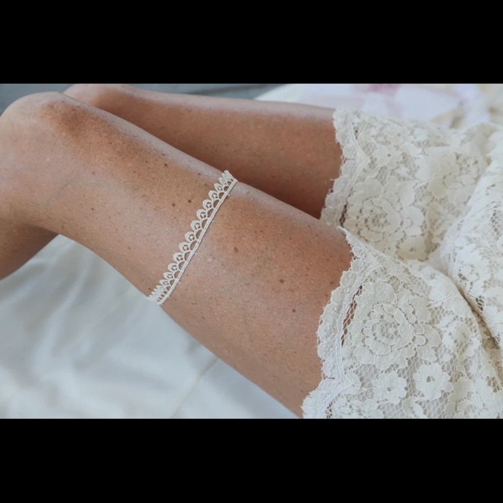 Handmade delicate garter for wedding 18”